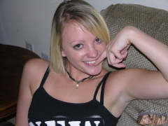 Short Haired Blonde Amateur