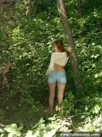 Teen blonde posing naked outdoor