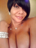 GROWN WOMAN EDITION VOL.80