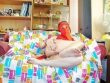 Red Niqabi