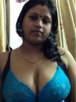 indian big busty Aunty\'s
