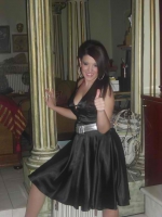 Amateur brunette (comment, cum, fake)