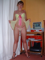 UK Amateur Milf Donna