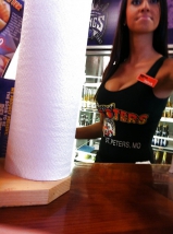Girls from HOOTERS