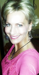 Give Huge Load For This Hot Mature