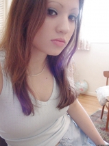 Teen Dream Brunette Selfies