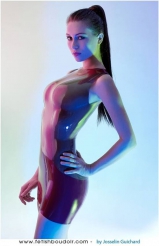 Latex lesbian oiled