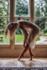 beach ladies 1b500-1b550