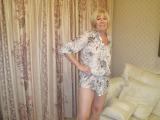 gorgeous gran fiona showing cunt 