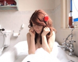 Redhead teen hottie - private bathroom selfie snaps