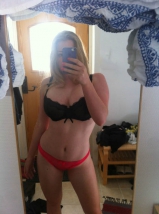 Gorgeous teen girl nude selfies - sharing her private tub an