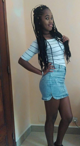 Ma belle salope et sexy Saonirina, 19ans lesbienne black