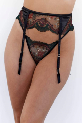 Lingerie models fulfilling their real role #2