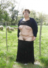 granny shows pussy