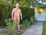 Jardinage nudiste
