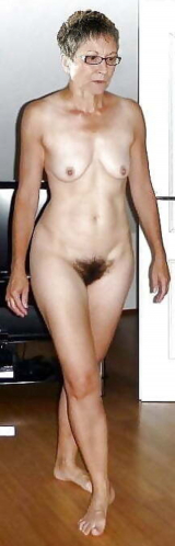 Hot Naked Moms and GILFS 40 to 75