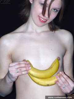 Russian teen masturbates her shaved pussy with banana - N
