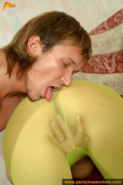 Yellow-green pantyhose blowjob and fuck - N