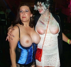 Tits in public 3 - N