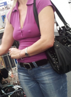 Shopping nipple, harte Nippel beim einkaufen, voyeur - N