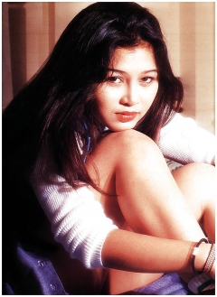 Thai hottie getting naughty with her boyfriend - N