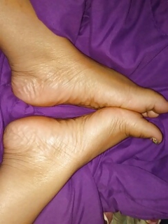 Ebony Feet - N
