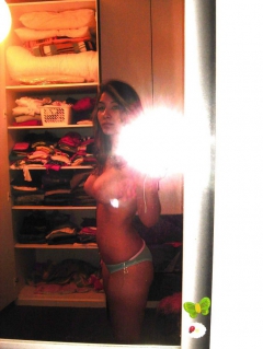 Busty Teen Selfshooter - N