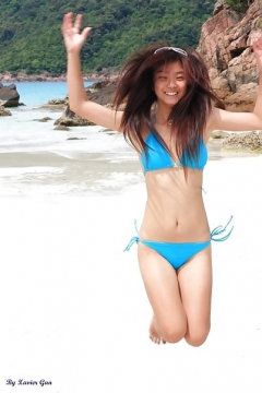 Bikini loves - N