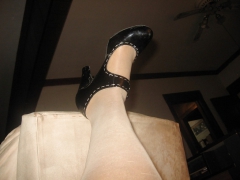 Nylon man - N