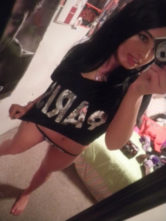 Watch me on cam! dreamscamgirls.com - N