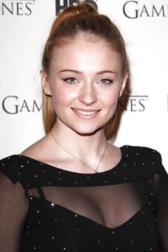 Sophie Turner - N