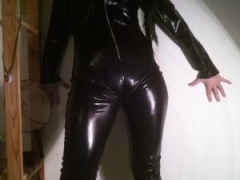 PICTURES OF ME - N