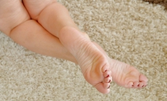 Wifes and Feets - N
