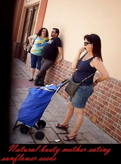 MAMI CON BUENAS TETAS NATURALES - N