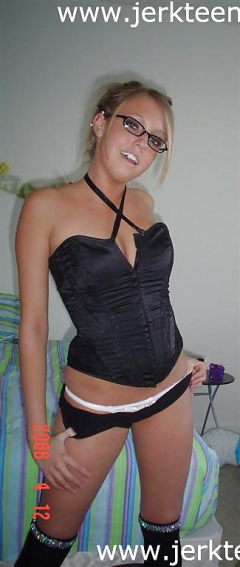 Blonde teen slut ..i love it - N
