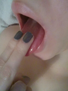 Teen blonde gets her knockers out - english busty girl share - N