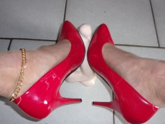 Rubbing cock with my heels on - N