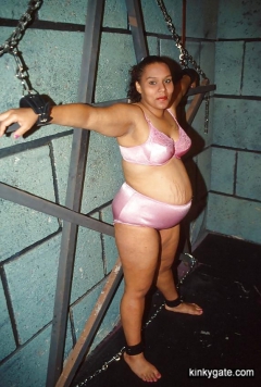 Amateur bondage at its extreme and bizarre - N