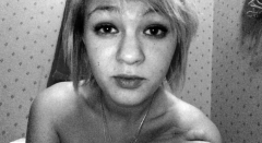 Bubbly blonde teen - cute selfshot photo gallery - N