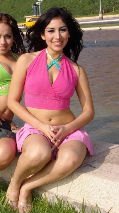 Leysi Suarez, Pics - N