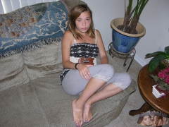 PETITE TEENAGER - N