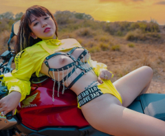 sexy f - N
