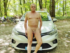 nat092 offre son trou de femelle sur le capot de la voiture - N
