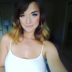 Hot Cruise Babe Lisa - N
