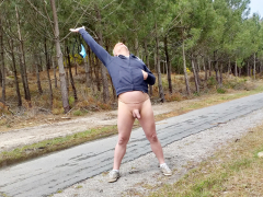 Je suis nudiste et je me balade - N