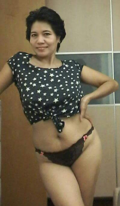 Sexy Pics of Mrs. Marie G. Gundran of Tubao Sex Scandal - N