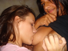 Boobs Blow - N