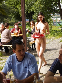 Nude Catering 11 - N