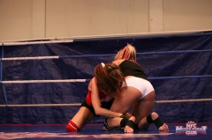 A rookie fighter, Leyla - N