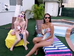bffs-pool-party-with-my-girlfriends